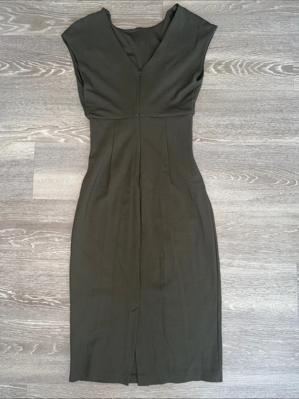Express Olive Twist-Front Midi Dress - Women - Picture 3 of 3